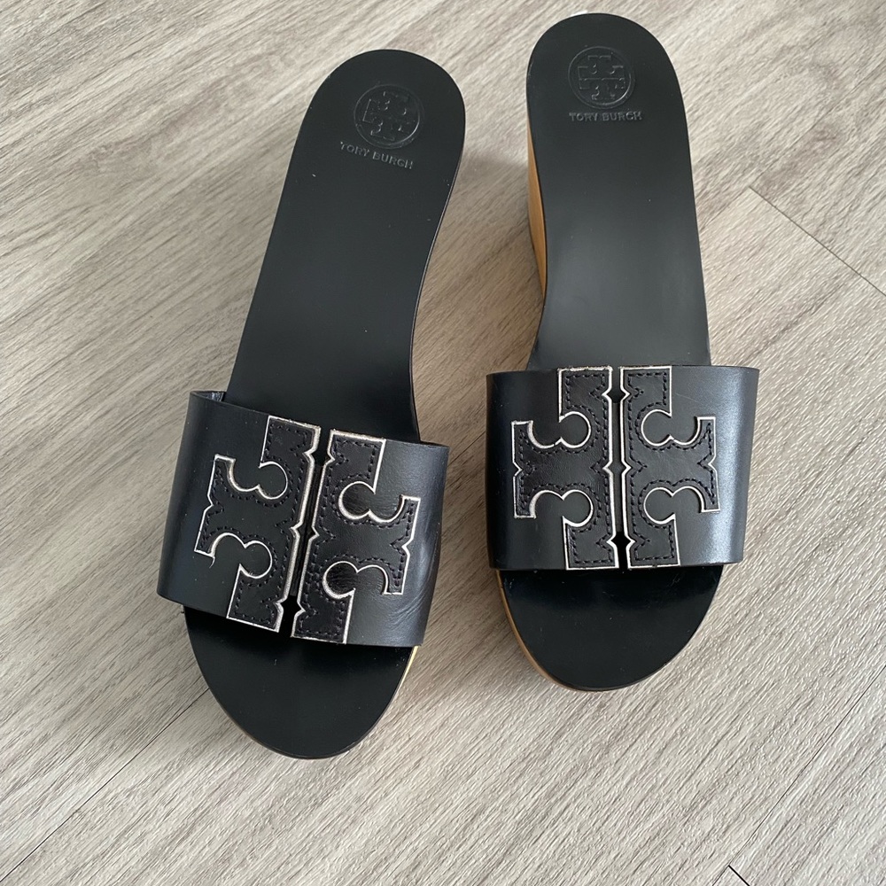 Tory Burch Logo Wood Wedge Slip-on Sandals~ 9 - Picture 2 of 8